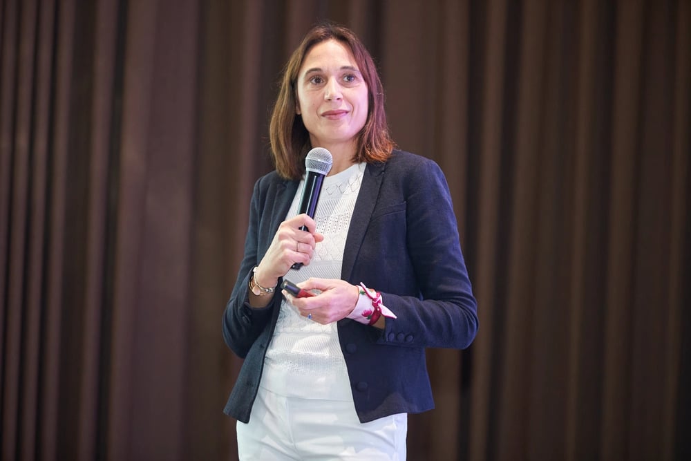 Bà Mary Pauline - Giám đốc Tiếp thị ngành hàng sức khỏe phụ nữ